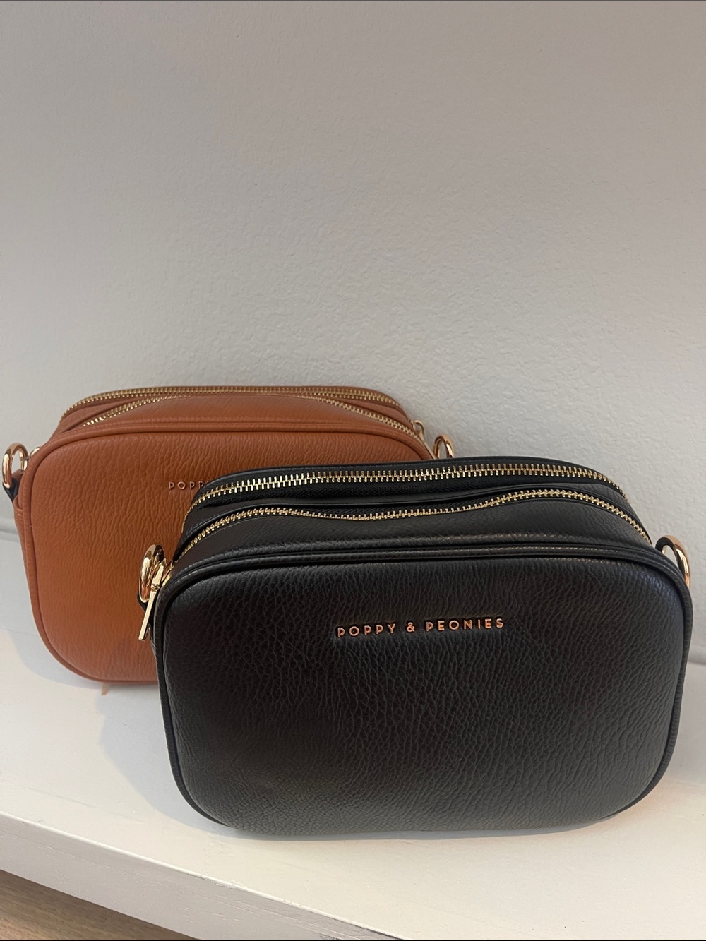 Poppy & Peonies 24/7 Crossbody Black NEW